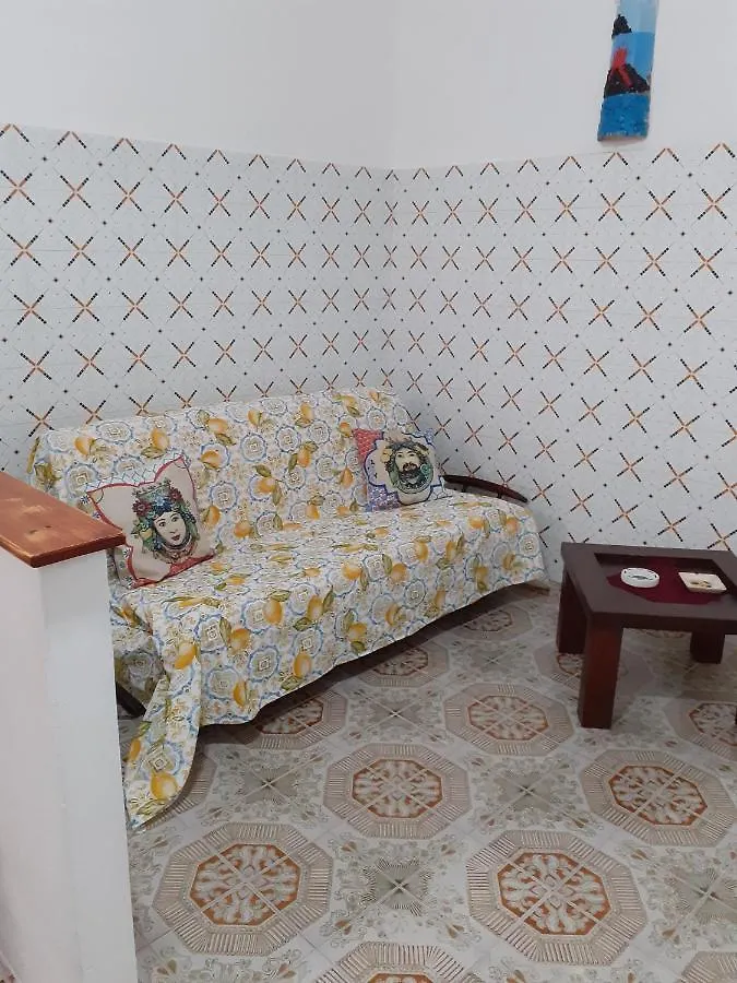 Domus Apollo Apartment Lipari