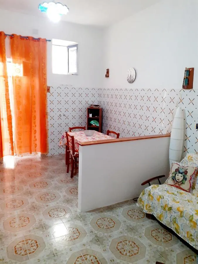 Domus Apollo Apartment Lipari